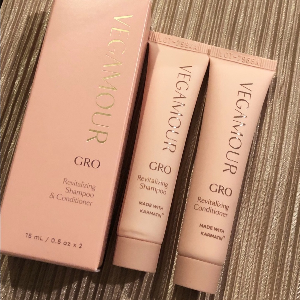 VEGAMOUR GRO REVITALIZING SHAMPOO CONDITIONER